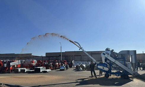 Очиститель вороха самопередвижной ОВС-25 цинк с циклоном и триммером: купить в Ростове-на-Дону