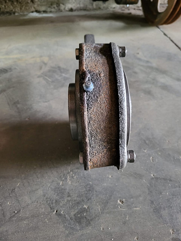 Подшипниковый узел главного вала с эксцентриком К-527,К547: купить в Ростове-на-Дону