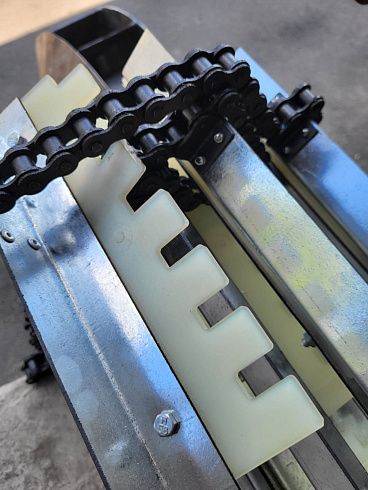 Транспортер очистки верхнего решета в сборе К 527: купить в Ростове-на-Дону