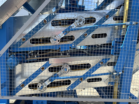 Очиститель вороха самопередвижной ОВС-25 с част. цинк: купить в Ростове-на-Дону