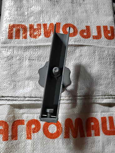 Прижим решетных рамок К 527: купить в Ростове-на-Дону