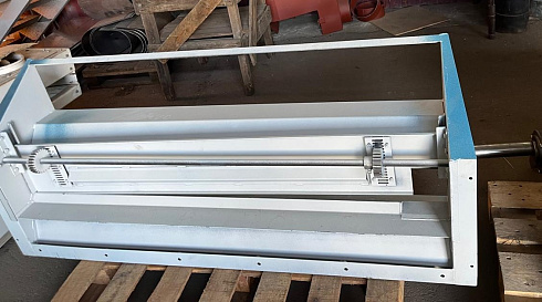 Бункер шнека загрузки (голый) К527 К547: купить в Ростове-на-Дону